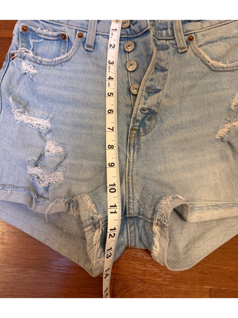 Abercrombie & Fitch Light Blue Distressed Denim High-Waist Shorts - Picture 2 of 4